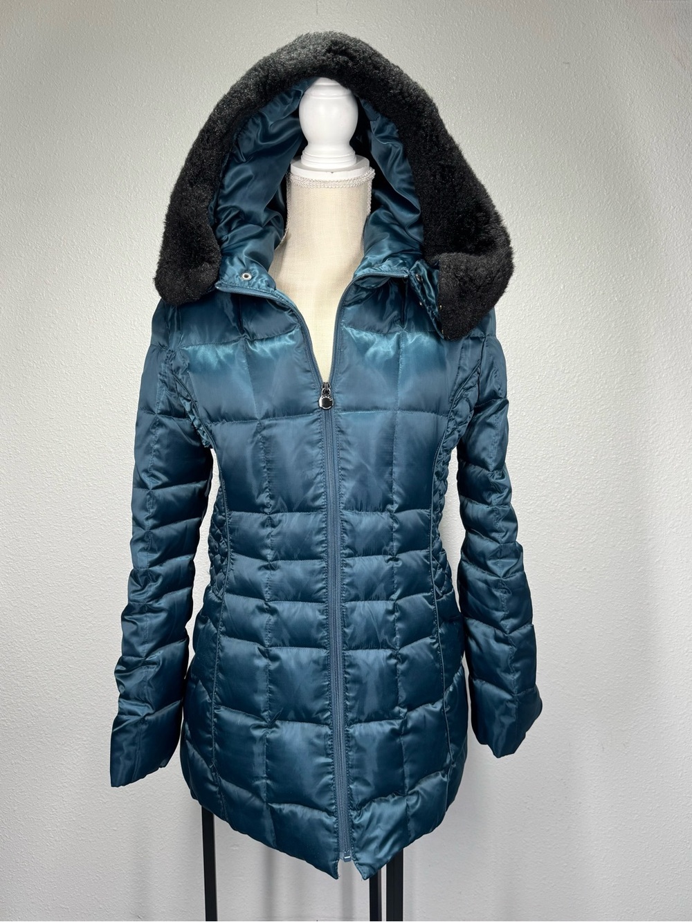 Laundry by Shelli Segal Quilted Faux Fur Trim Mid-Length Puffer Down Coat Large